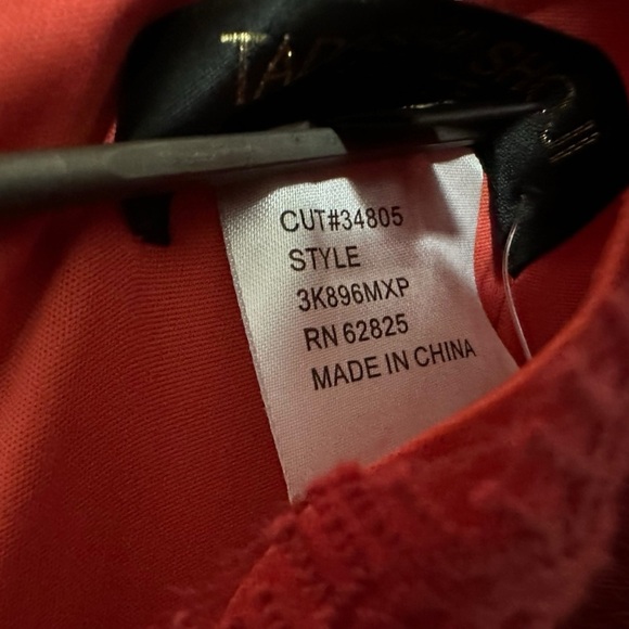 Tadashi Shoji Floral Embroidered Lace Scalloped V-Neck Dress Sz 6 Petite Red - Picture 7 of 9